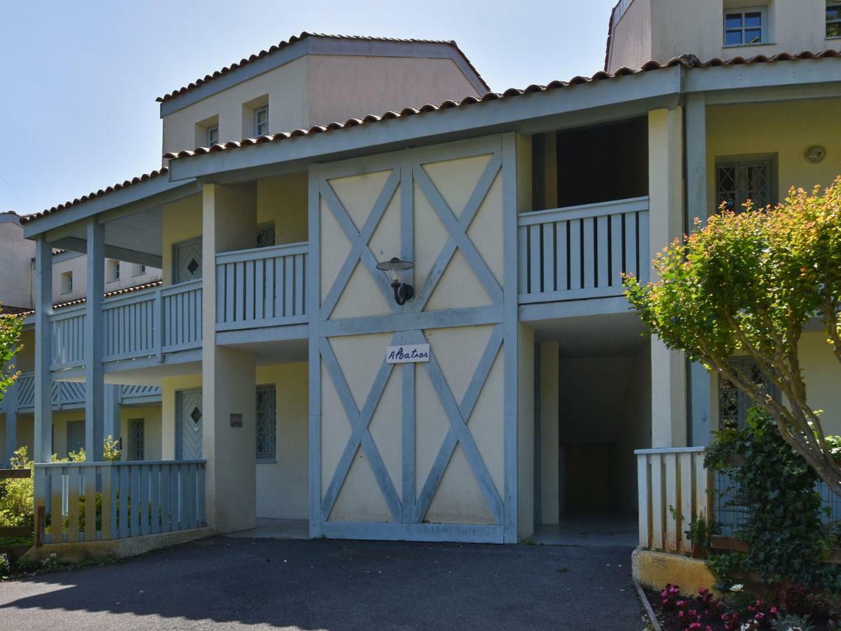 Apartamento Beautiful Flat With Pool In Moliets Et Maa Exterior foto